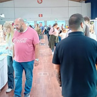 Impressionen von den Edelsteintagen in Offenbach am 20./21.09.2025. Wir hoffen, es hat euch genauso gut gefallen wie uns🤩💎🤩 #edelsteintage #edelsteinschmuck #mineralienmesse #mineralienbörse  #mineraliensammeln #edelsteintageoffenbach  #offenbach #stadthalleoffenbach